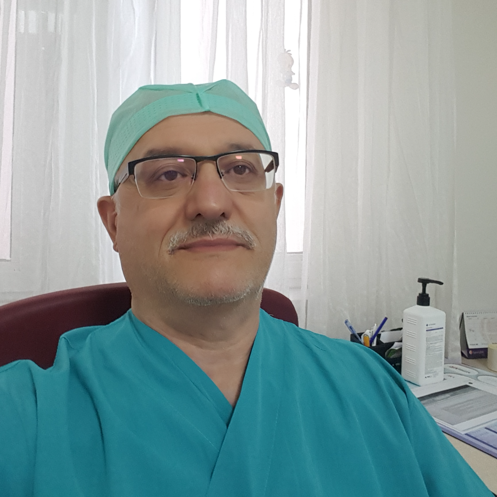 Op. Dr. Şenol Ergüney