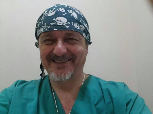 Op. Dr. Levent Şener