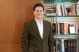Op. Dr. Sinan Göker