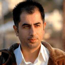 Dr. Erhan Üstüner