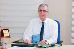 Prof. Dr. Kamil Kumanlıoğlu