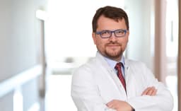 Op. Dr. Faruk Özkul