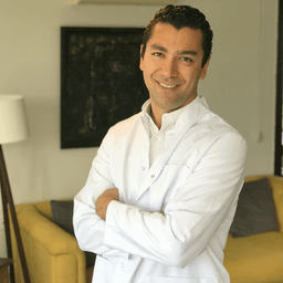 Op. Dr. Başar Kaya