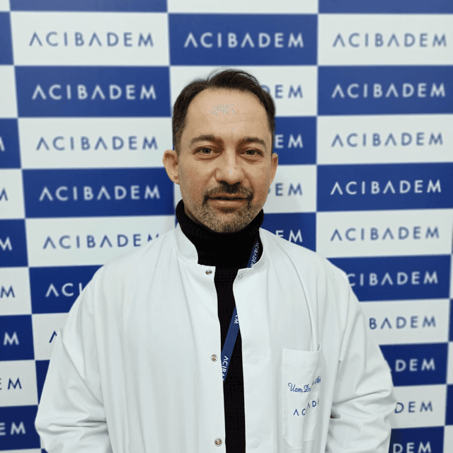 Doç. Dr. Cüneyt Göçmez