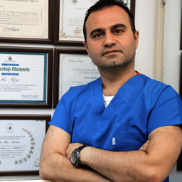 Op. Dr. Atıl Aktaş