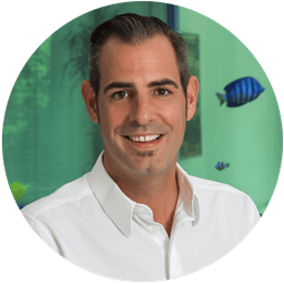 Dr. Dt. Engin Aksoy