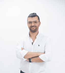 Op. Dr. Emre Erkilet