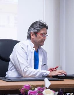 Op. Dr. Ahmet Suat Altmışyedioğlu