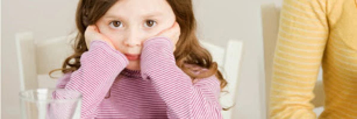 Belki de inek sütüne alerjiniz var? Kronikleşmişse anlaşılması zordur...