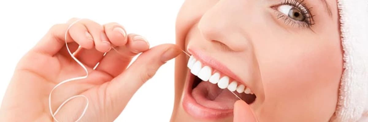 Diş İpi Kullanırken Nelere Dikkat Etmeliyiz?