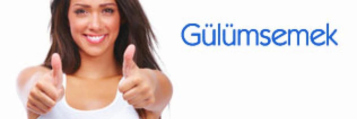 Gülümsemek