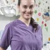 Dt. Hande Çömlekçi