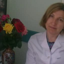 Dt. Raşide Gürbüz Püsküllüoğlu