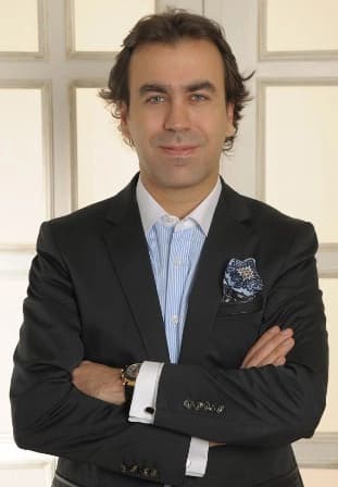 Op. Dr. A. Emre İlhan Profil Fotoğrafı