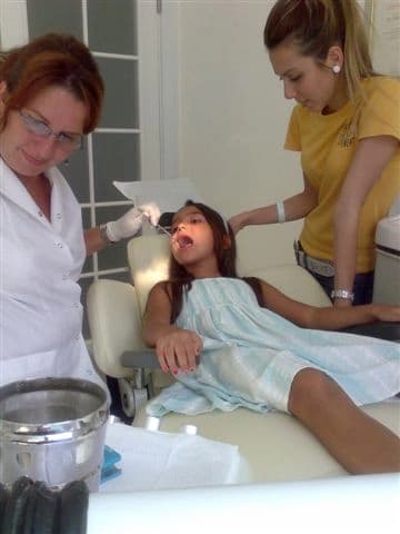 Dt. Adalet Kolata Profil Fotoğrafı