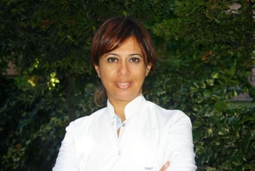 Dt. Betül Yurteri Profil Fotoğrafı