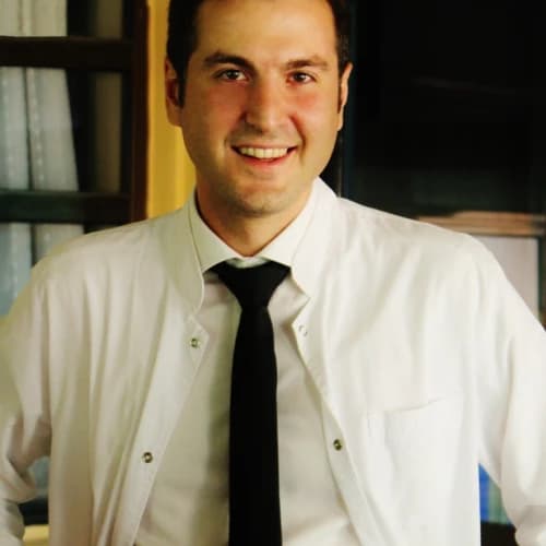 Uzm. Dr. Emre Çırakoğlu