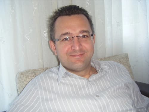 Uzm. Dr. Feridun Karadağ Profil Fotoğrafı