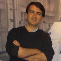 Uzm. Dr. Firuz Çapraz