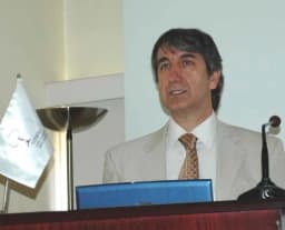 Prof. Dr. Erol Yalnız