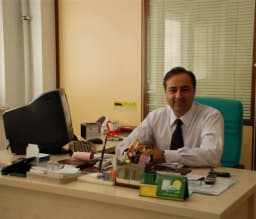 Dr. Nesim Semih Okumuş
