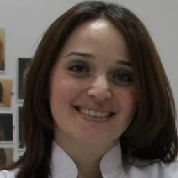 Dt. Özlem Acar