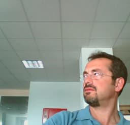 Uzm. Dr. Yılmaz Sezgin