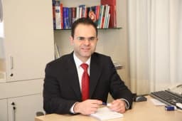 Op. Dr. Tahir Haytoğlu