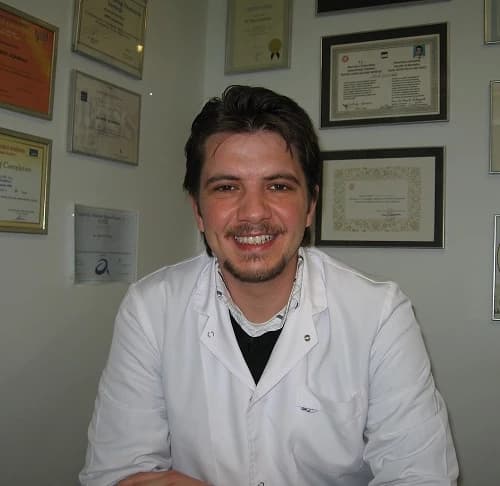 Dr. Dt. Mert Uçankale