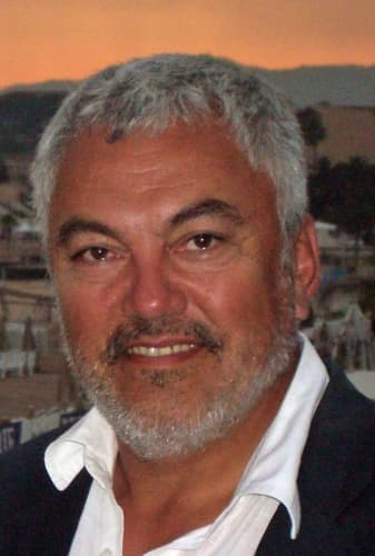 Prof. Dr. Tanıl Esemenli Profil Fotoğrafı