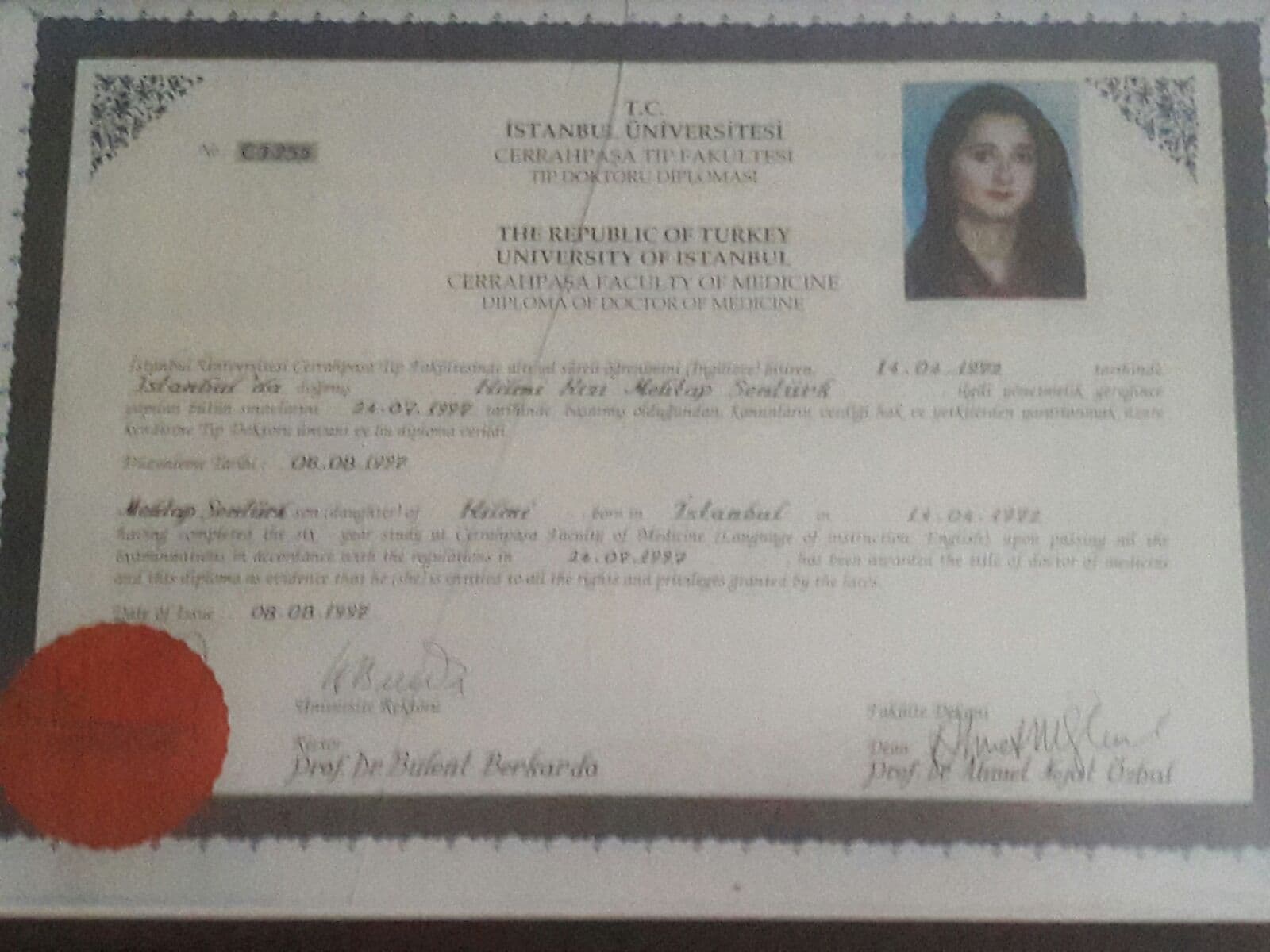 Tıp Doktoru Diploması