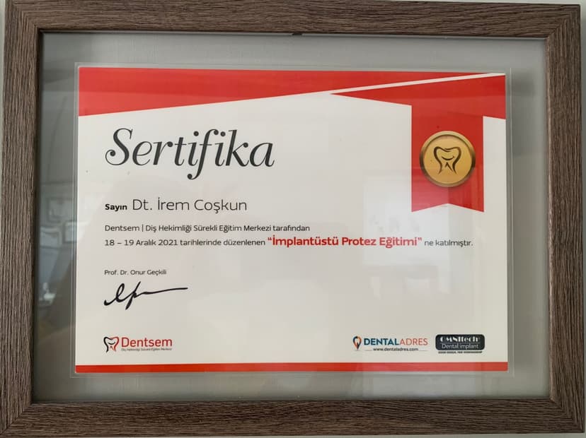 İmplantüstü Protez Eğitimi
