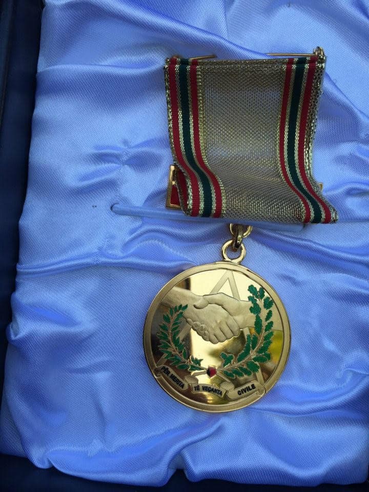 Arnavutluk Üstün Hizmet Madalyası