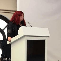 İrem Tunçer