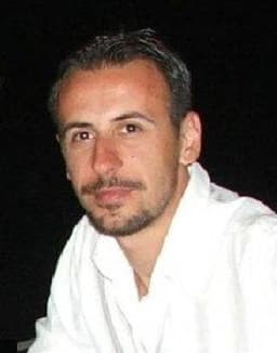 Fahri Mola