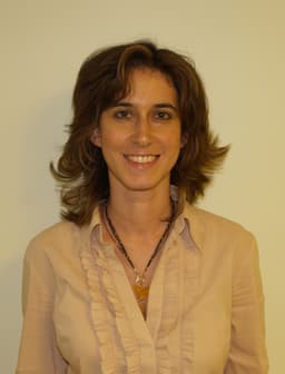 Yaprak Veziroğlu