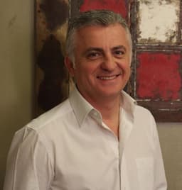 K. Vefa Gönenç