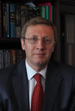 Tayfun Açıkgöz