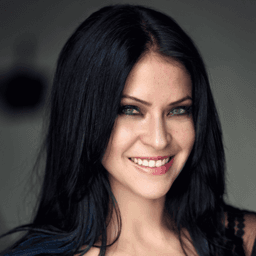 Gizem Berk 