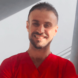 Erhan Çelik