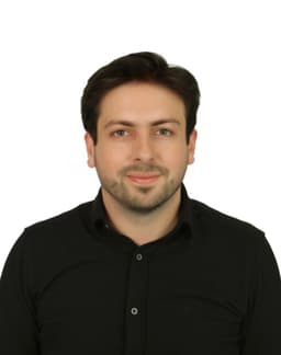 Özgür Erdem Arıcı