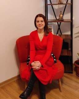 Esen Orhan