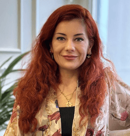 Çağla Jasmin Deliorman