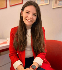 Nilüfer İldiri