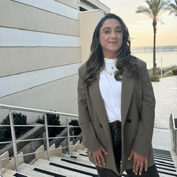 Fatma Avlayan