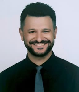 Özgür Karaarslan