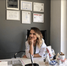 Özlem Küçük