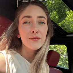 Emine Velda Sönmez