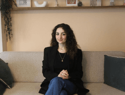 İmge Emine Koçak