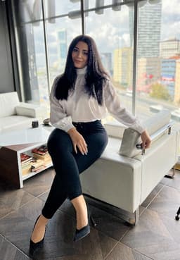 Zahra Alizade